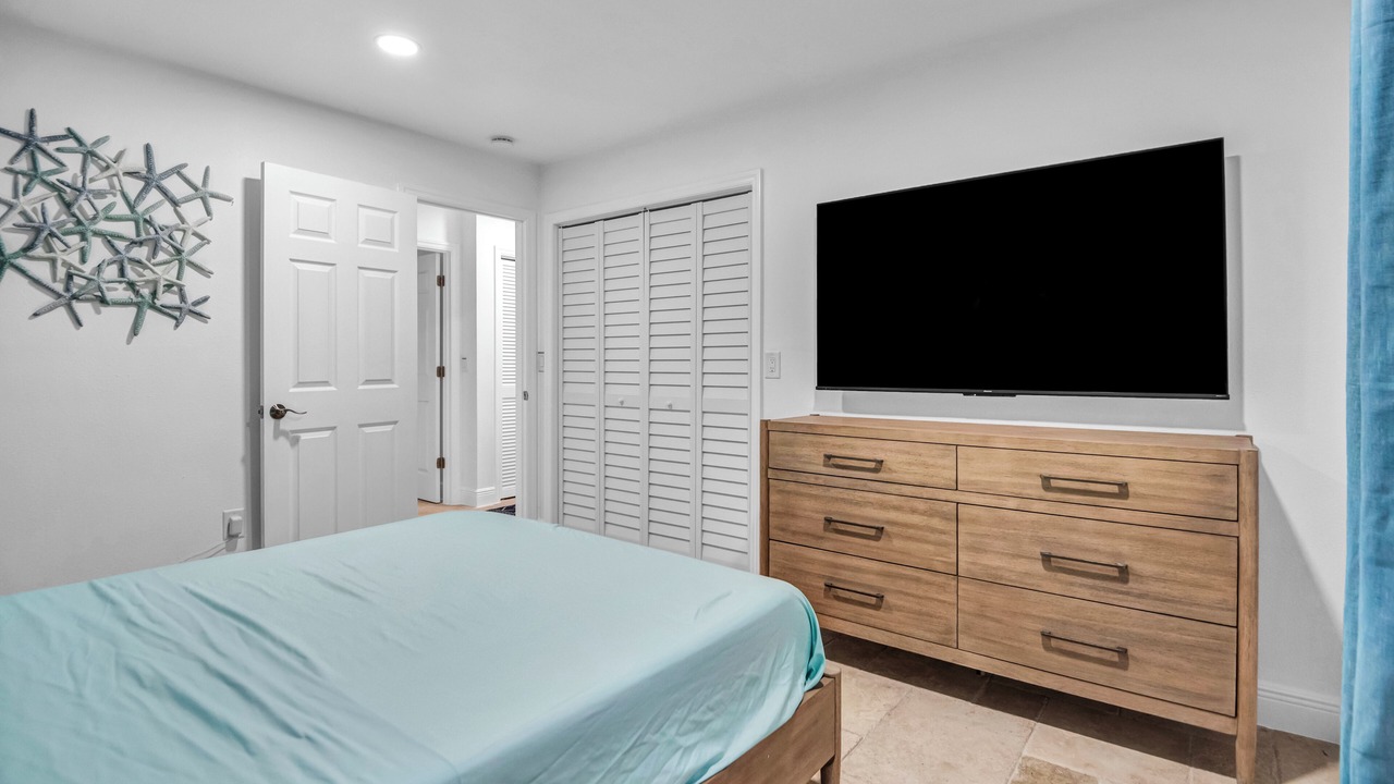 Photo of Bedroom in Bay Isle