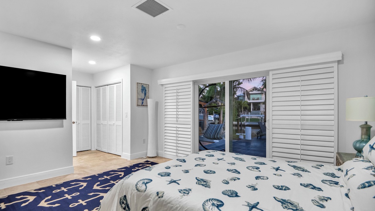 Photo of Bedroom in Bay Isle