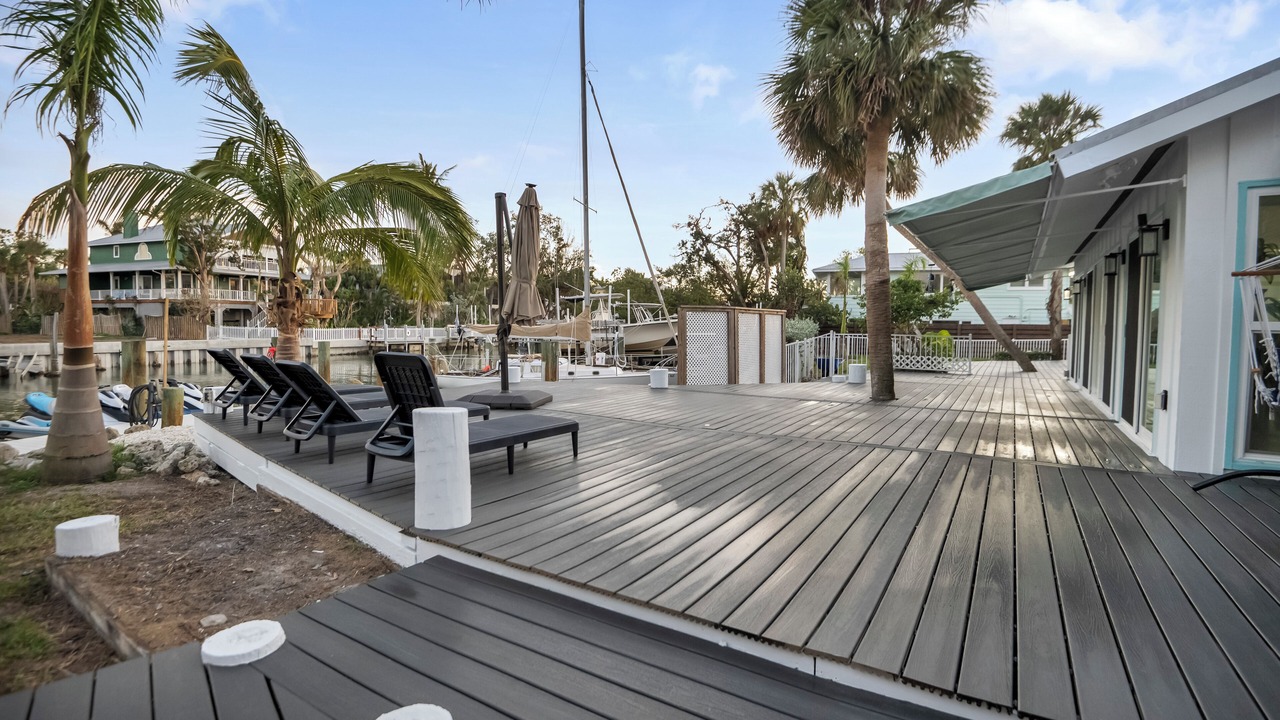 Photo of Patio Balcony in Bay Isle