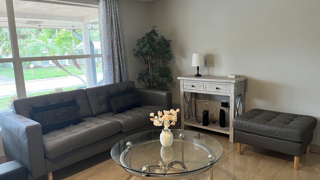 Photo of Livingroom in New Port Richey East