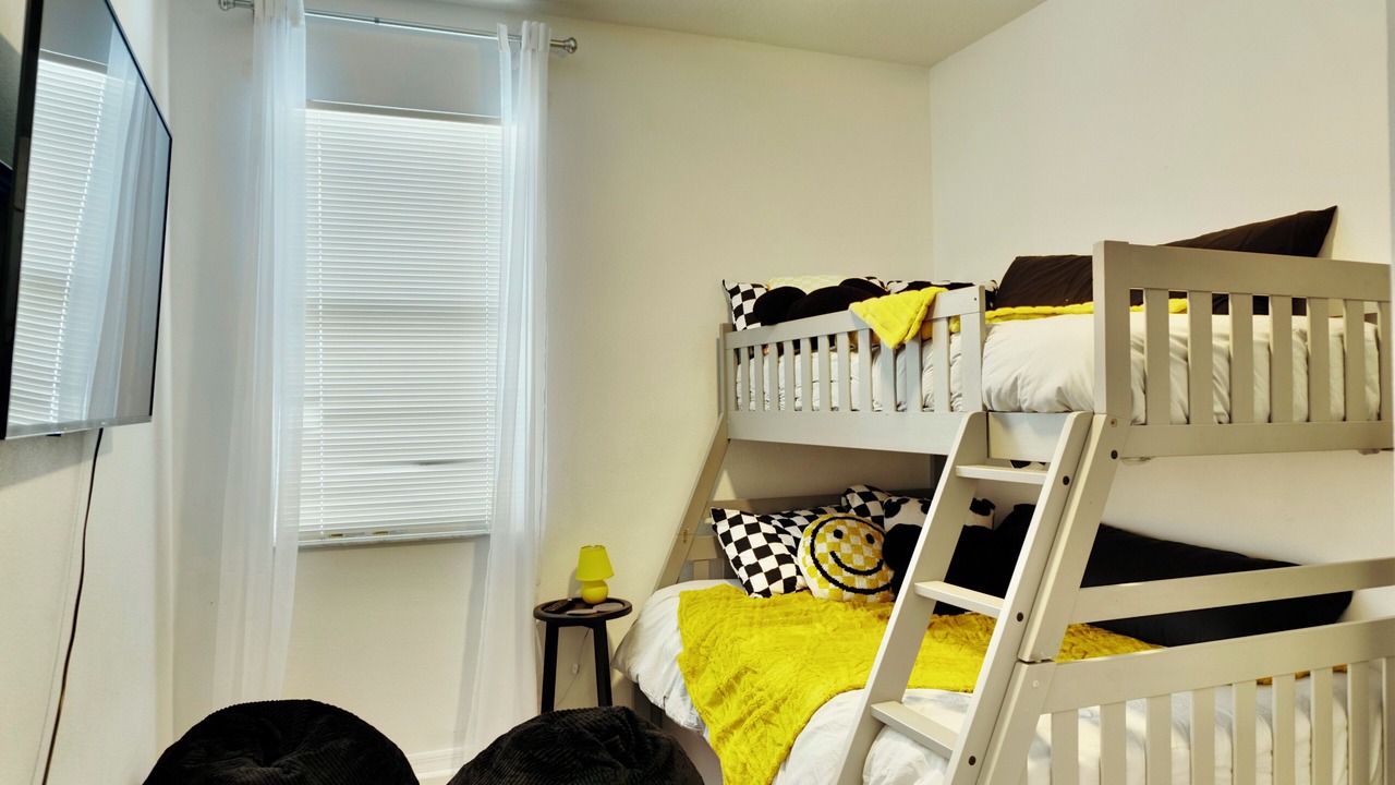 Photo of Bedroom in Legacy Park
