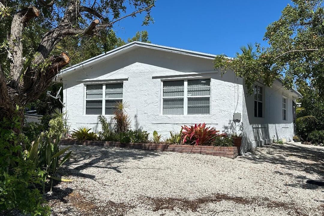 Photo of Outdoor in Breezeswept Beach Estates