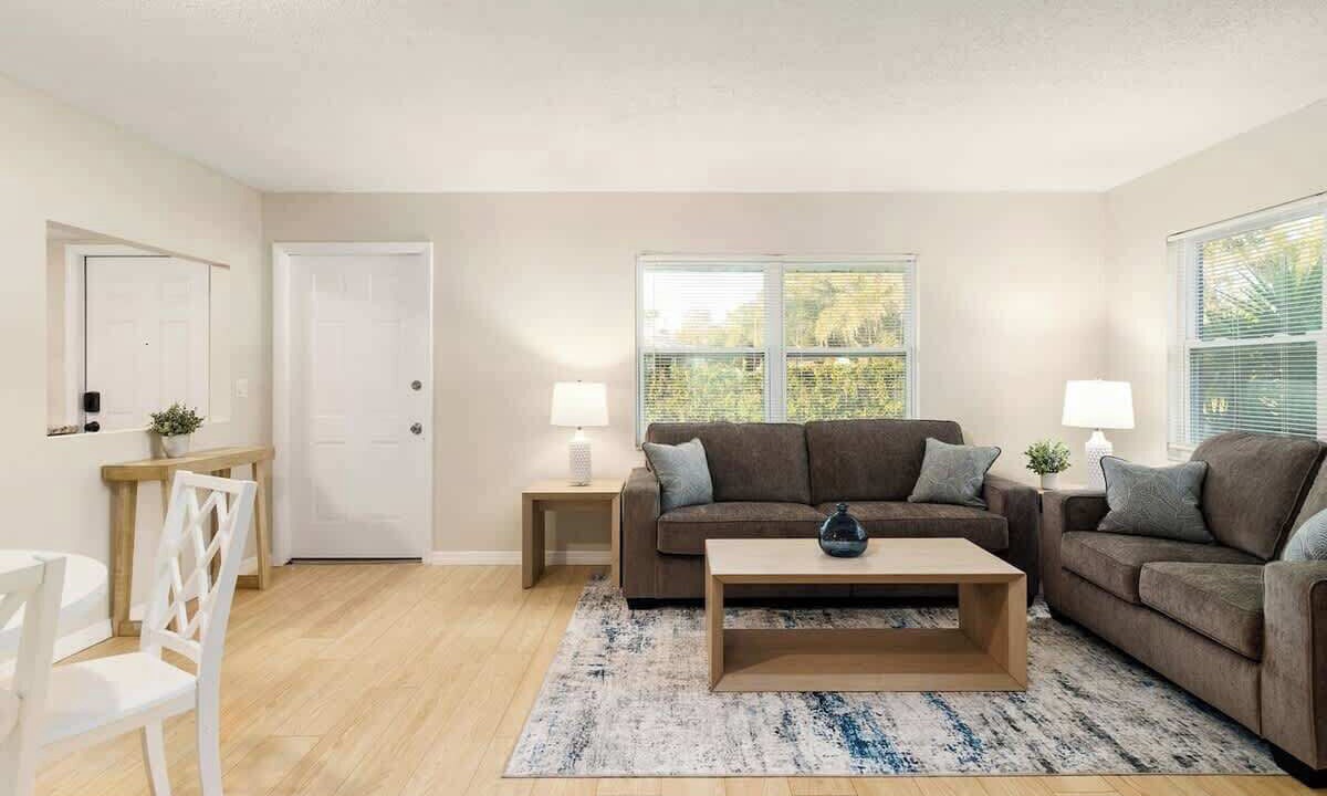 Photo of Livingroom in Zephyrhills