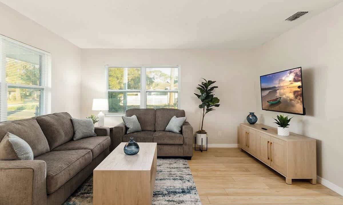 Photo of Livingroom in Zephyrhills