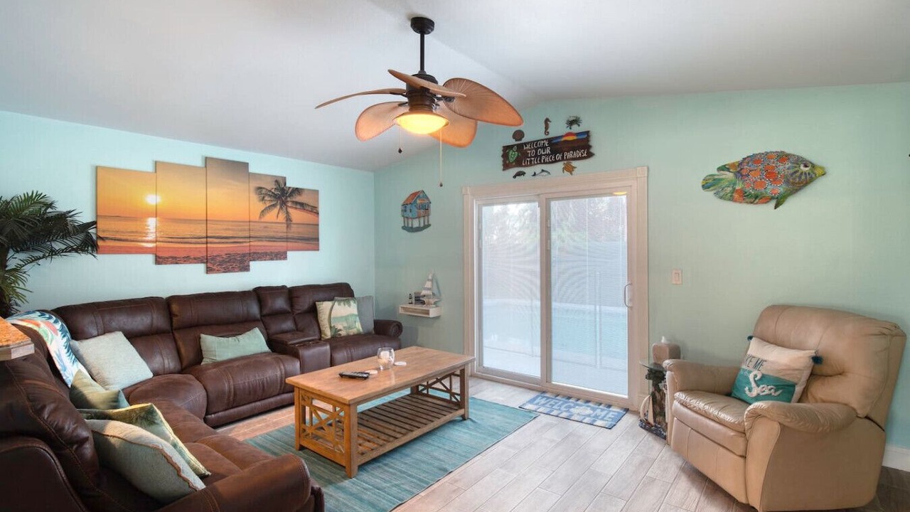Photo of Livingroom in Port Orange