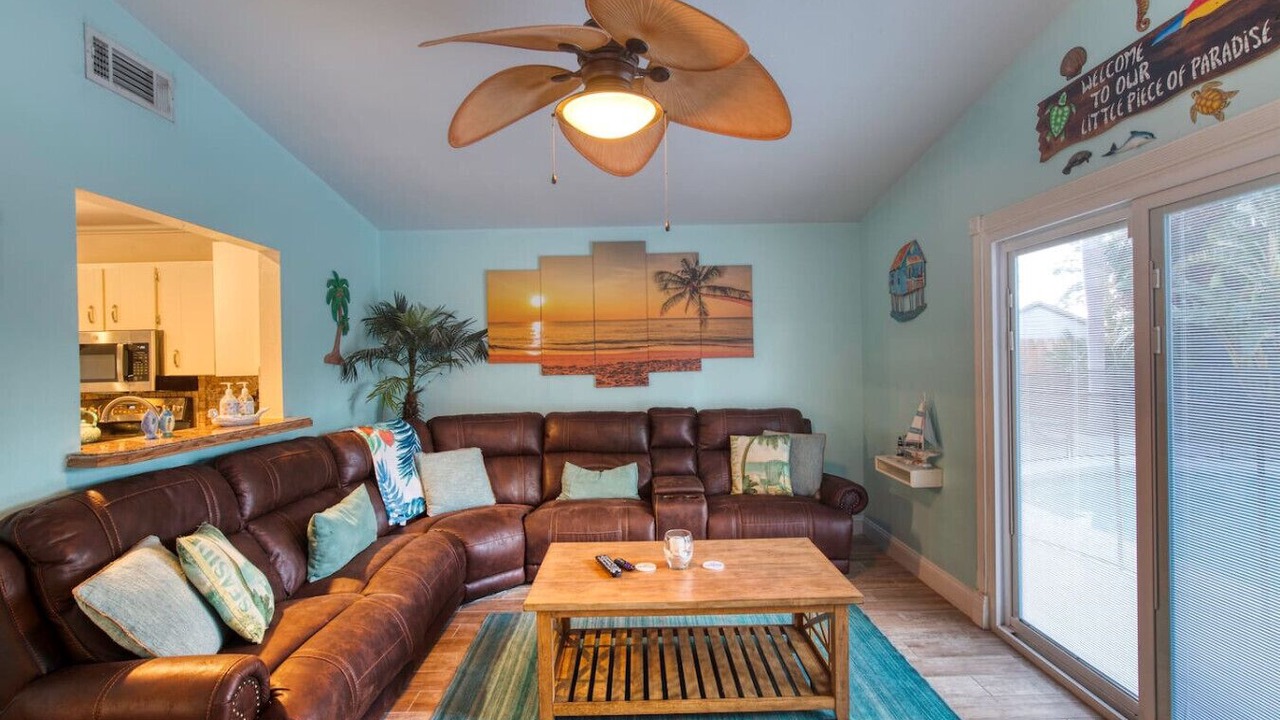 Photo of Livingroom in Port Orange