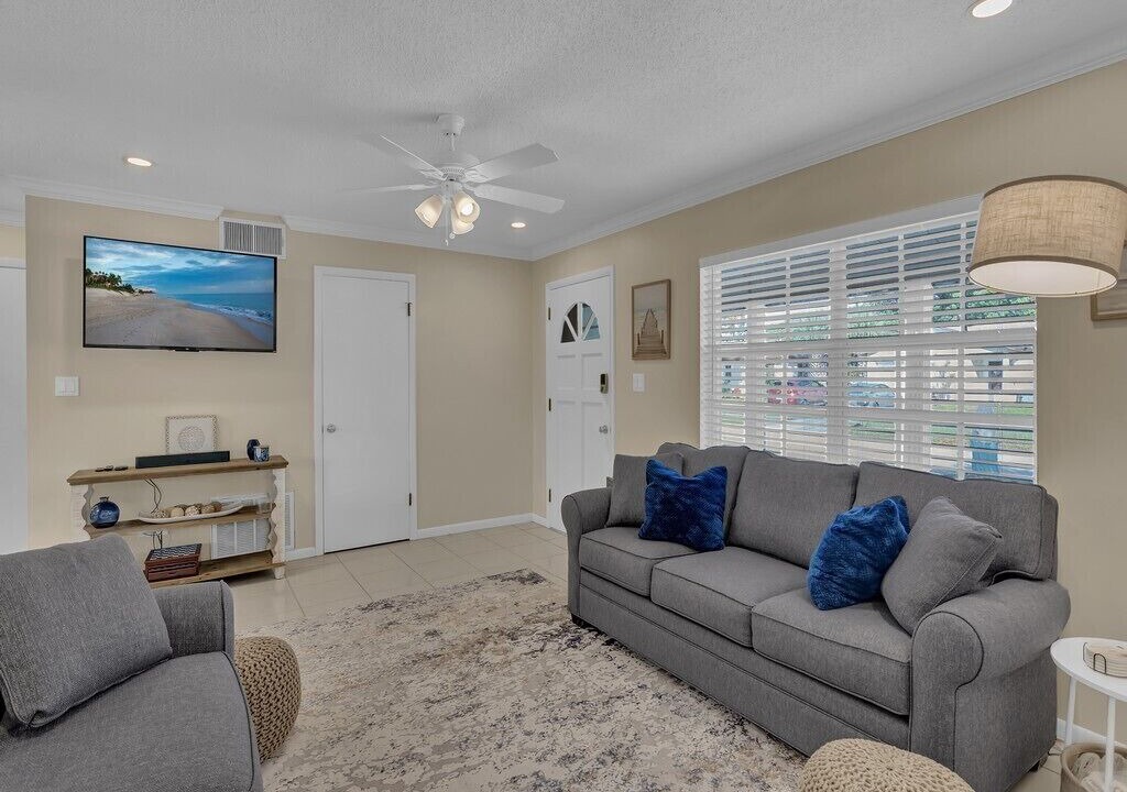 Photo of Livingroom in Vero Beach South