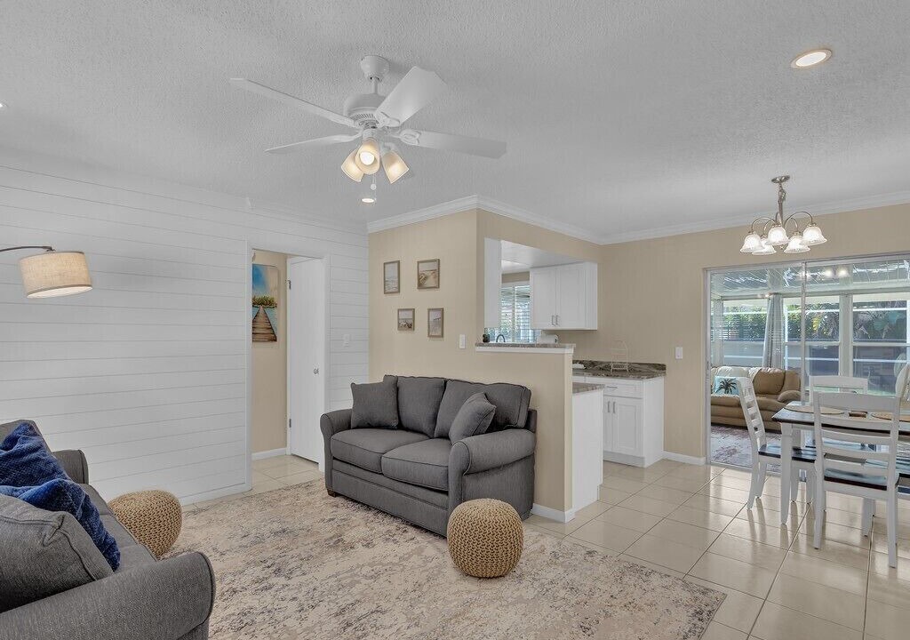 Photo of Livingroom in Vero Beach South