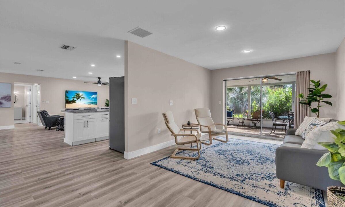 Photo of Others in Gulf Gate Estates