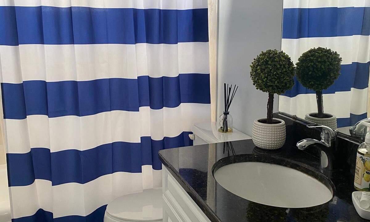 Photo of Bathroom in Waters Edge