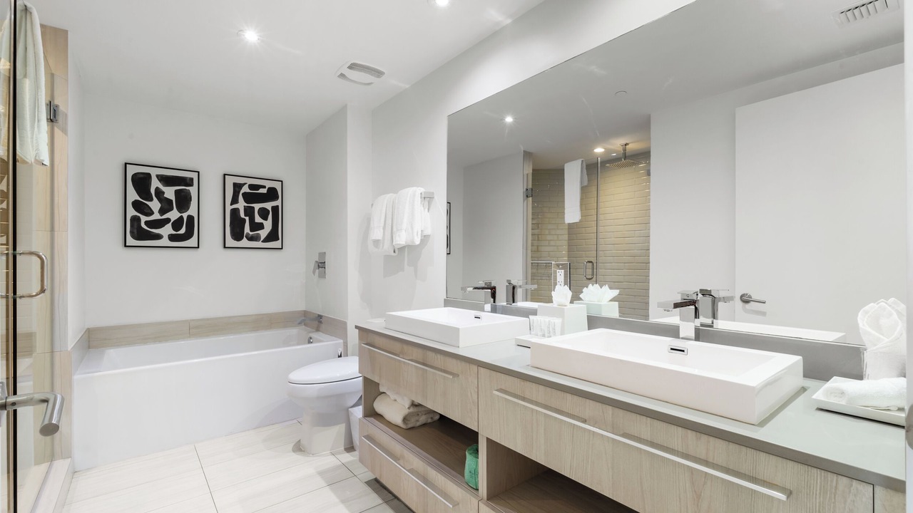 Photo of Bathroom in Hollywood South Central Beach