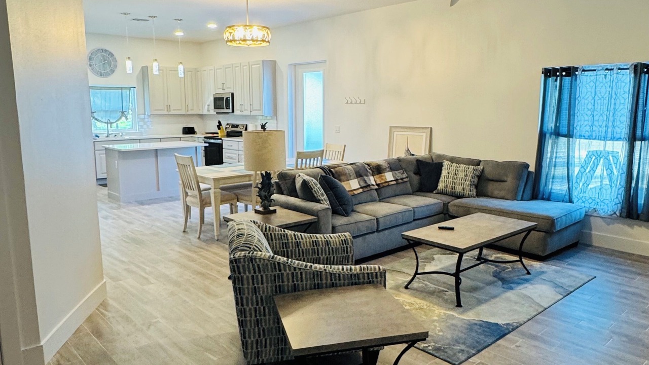 Photo of Livingroom in Osprey