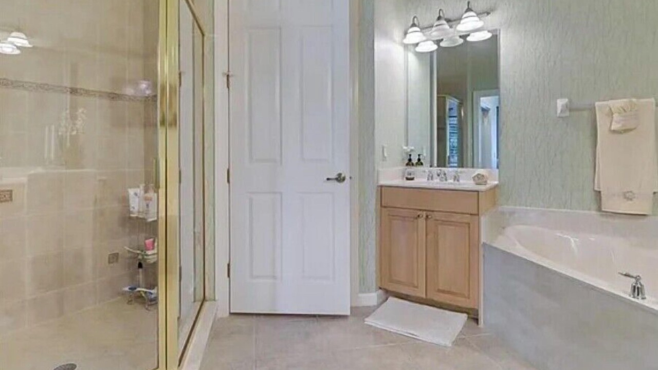 Photo of Bathroom in Bonita Springs