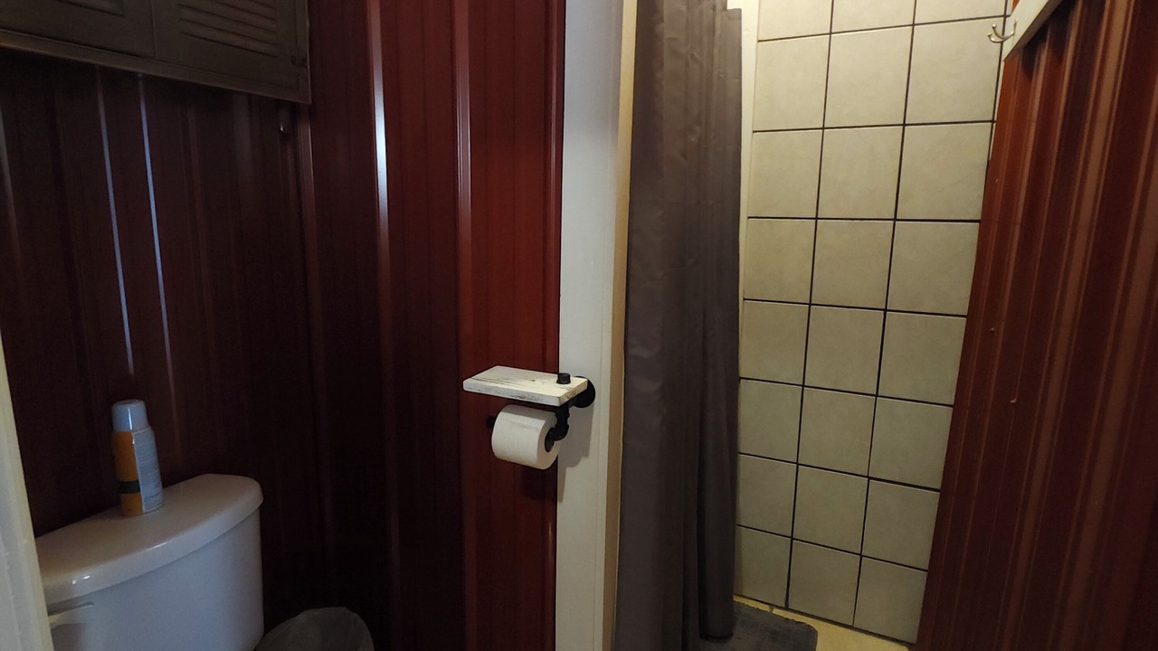 Photo of Bathroom in Ashley Oaks