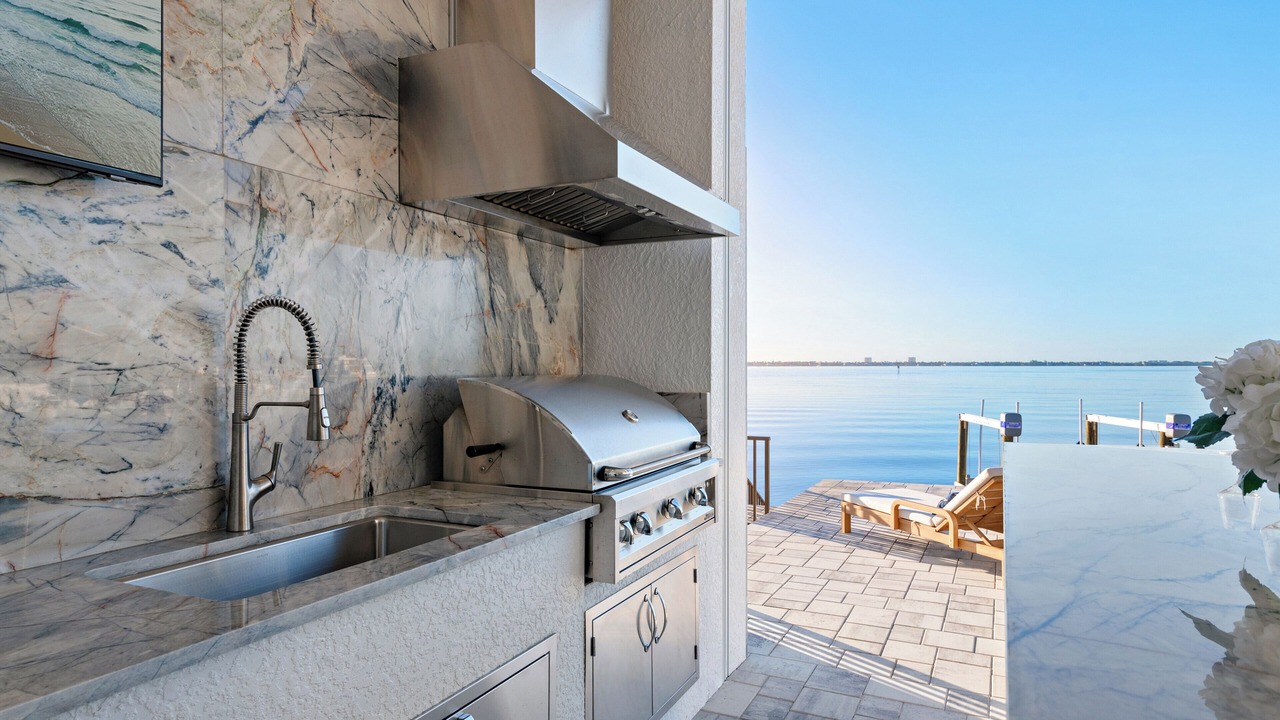 Photo of Kitchen in Yacht Club