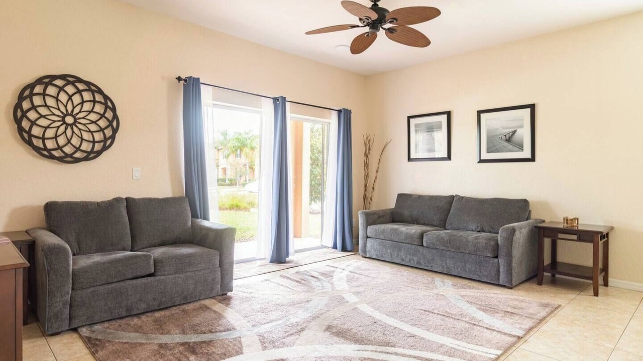 Photo of Livingroom in Highlands Reserve