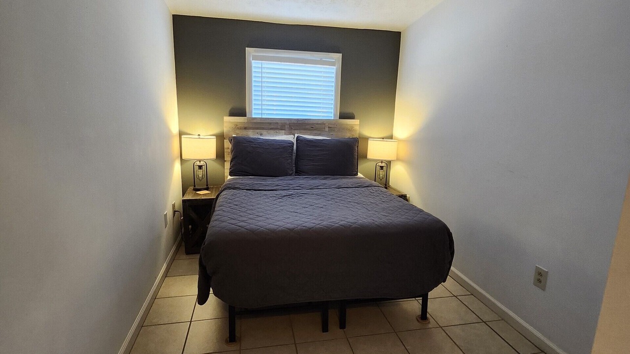 Photo of Bedroom in Ashley Oaks