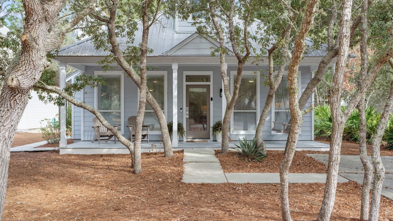Photo of Outdoor in White's Gulfview