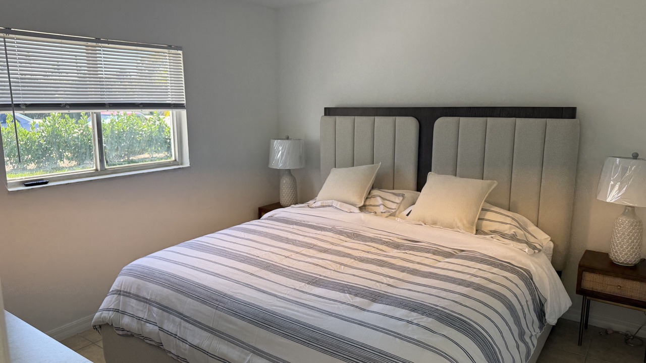 Photo of Bedroom in Golden Gate
