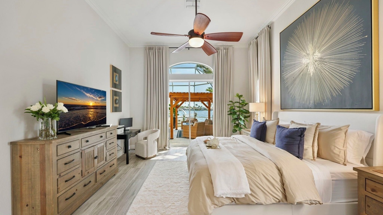 Photo of Bedroom in Eight Lakes