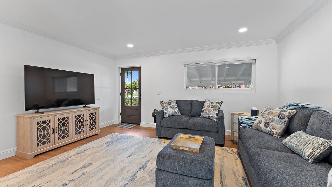 Photo of Livingroom in Tequesta