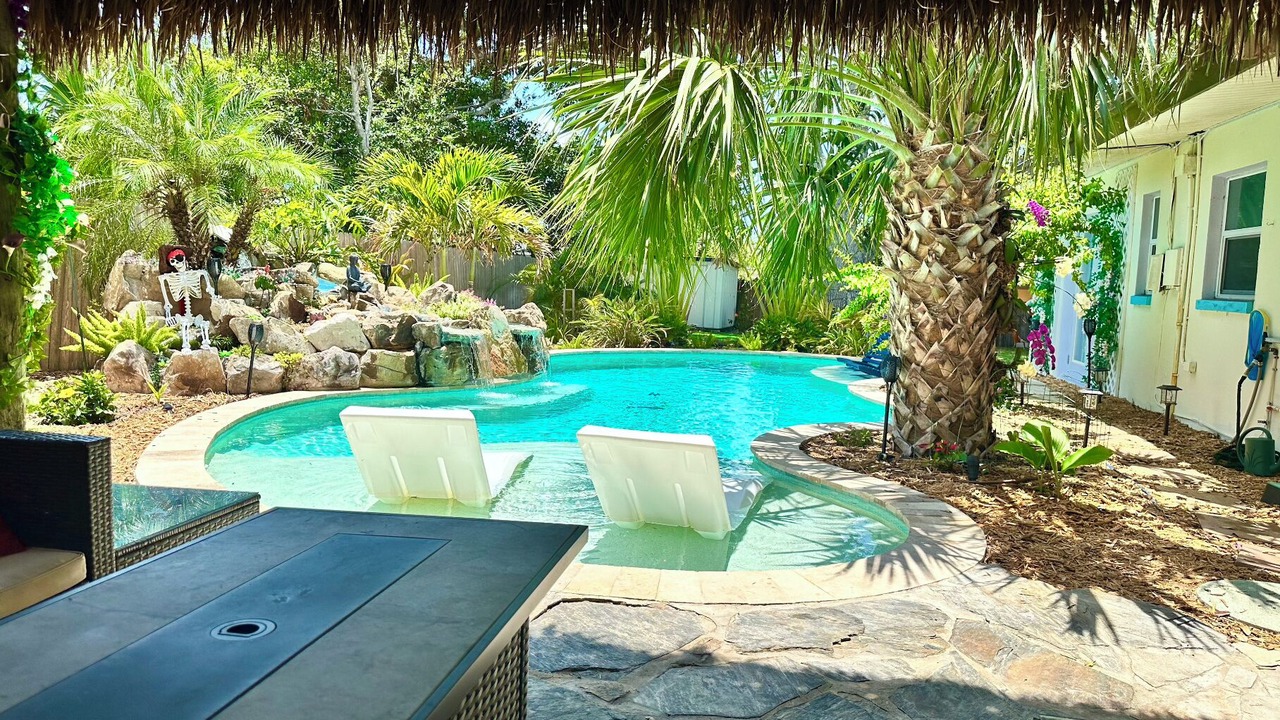 Photo of Outdoor in Harbor Hills