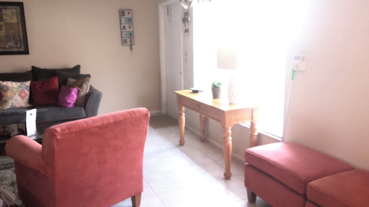 Photo of Livingroom in Florida Ridge