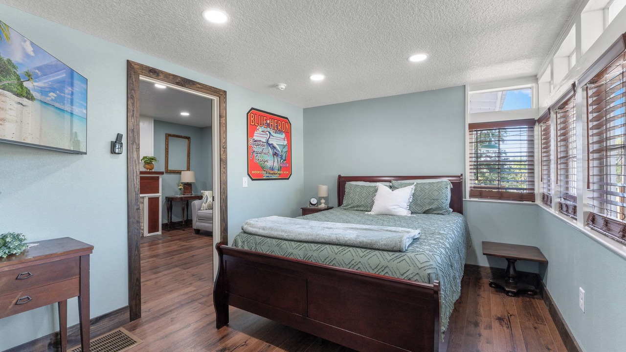 Photo of Bedroom in Brooksville
