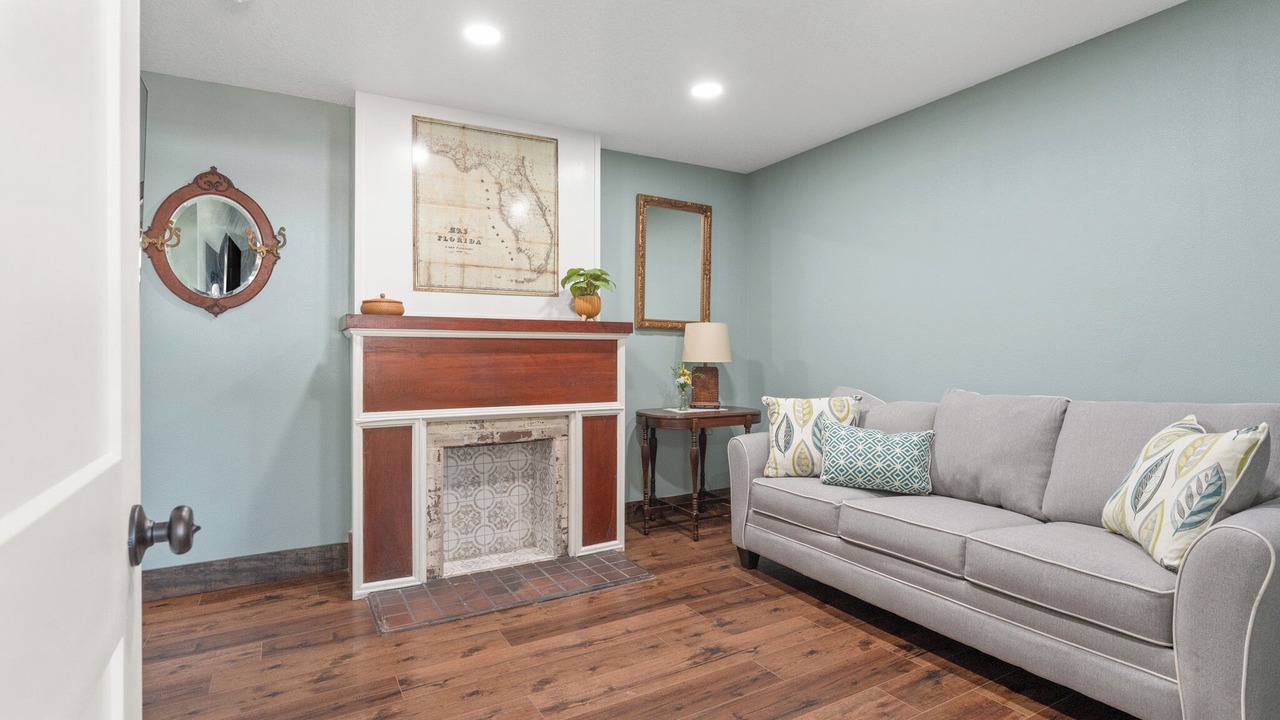 Photo of Livingroom in Brooksville