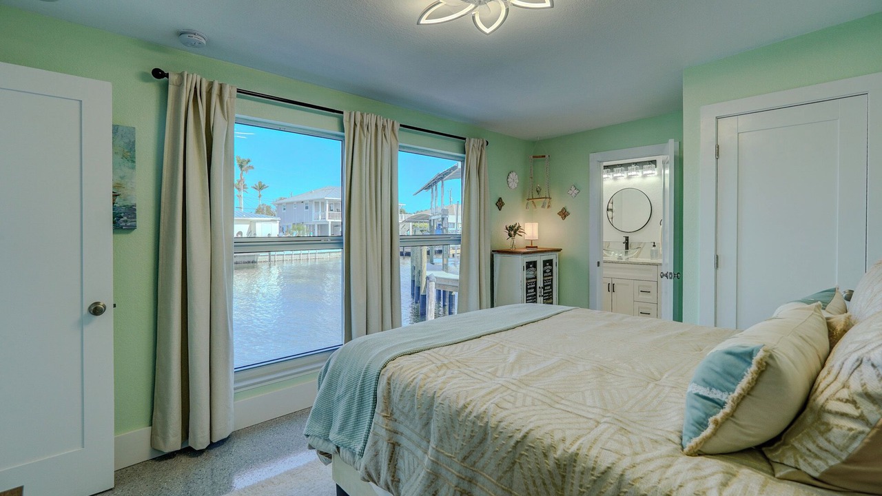 Photo of Bedroom in Matlacha