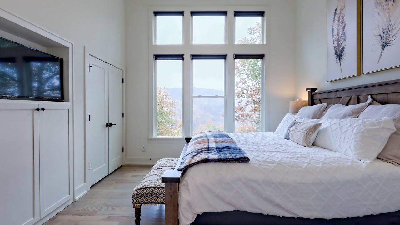 Photo of Bedroom in Clayton