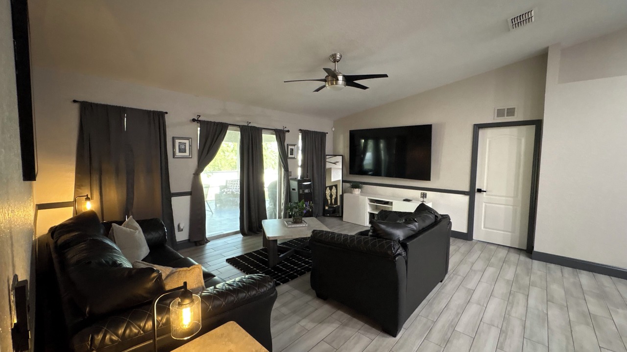 Photo of Bedroom in Highland Meadows