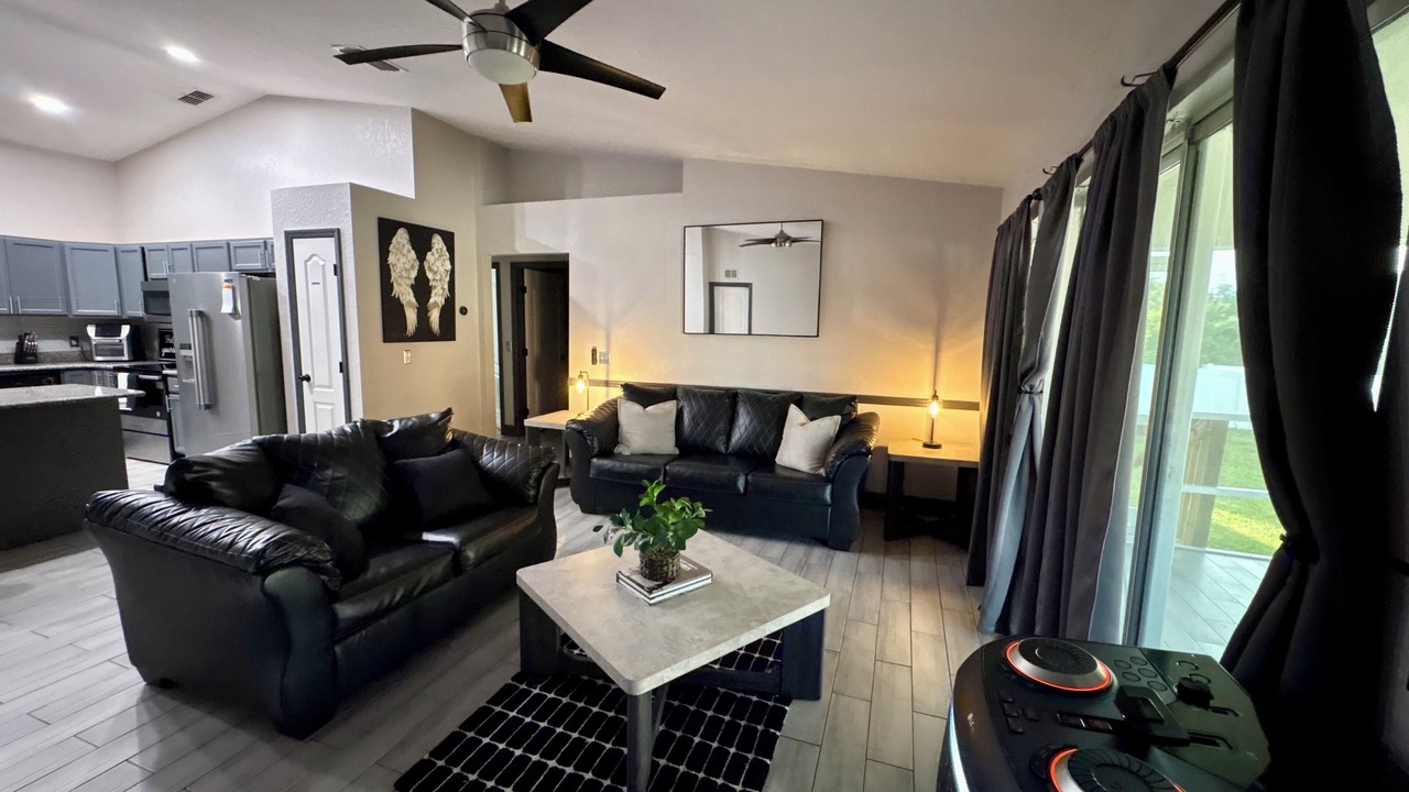 Photo of Bedroom in Highland Meadows