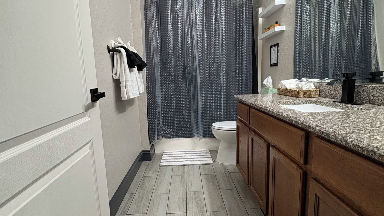 Photo of Bathroom in Highland Meadows