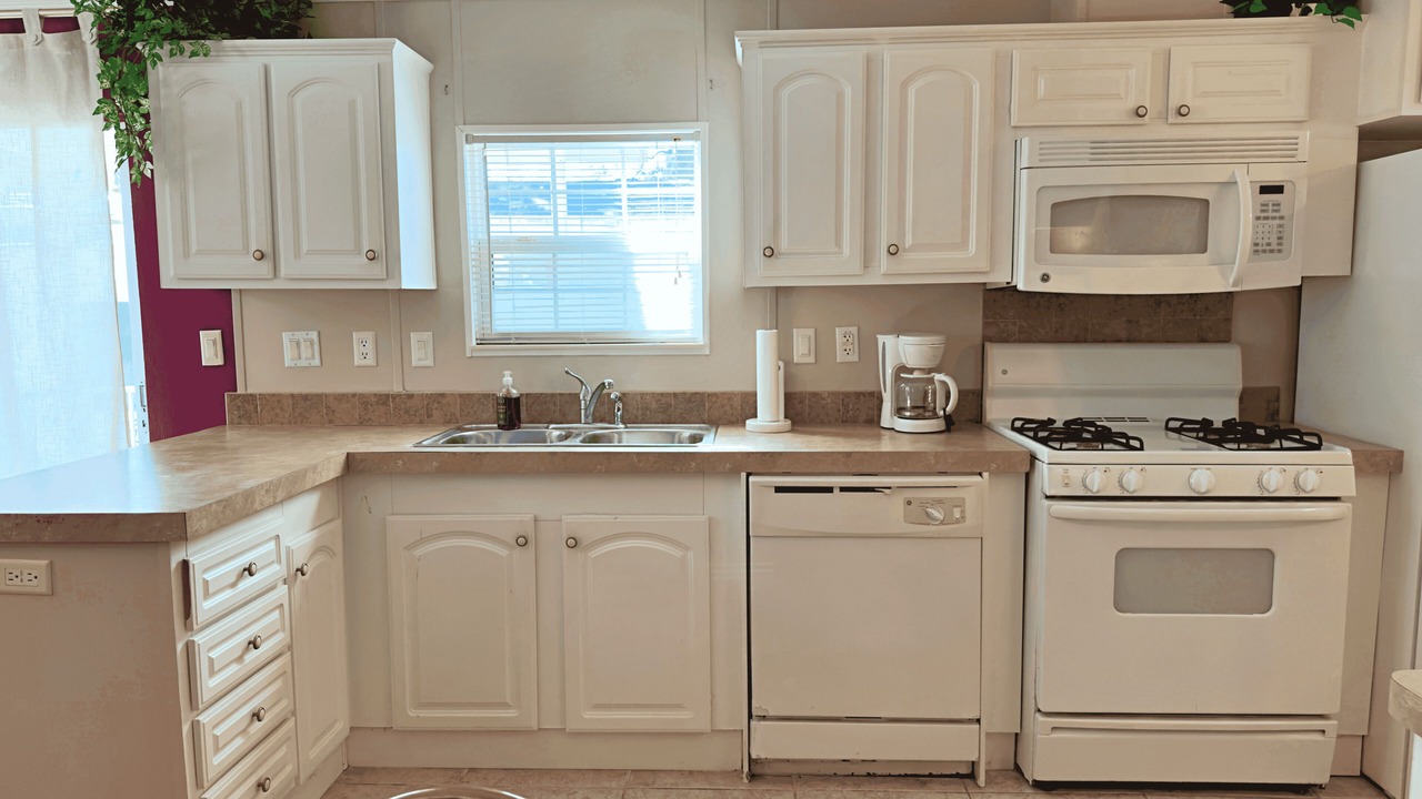 Photo of Kitchen in Seffner Community Alliance