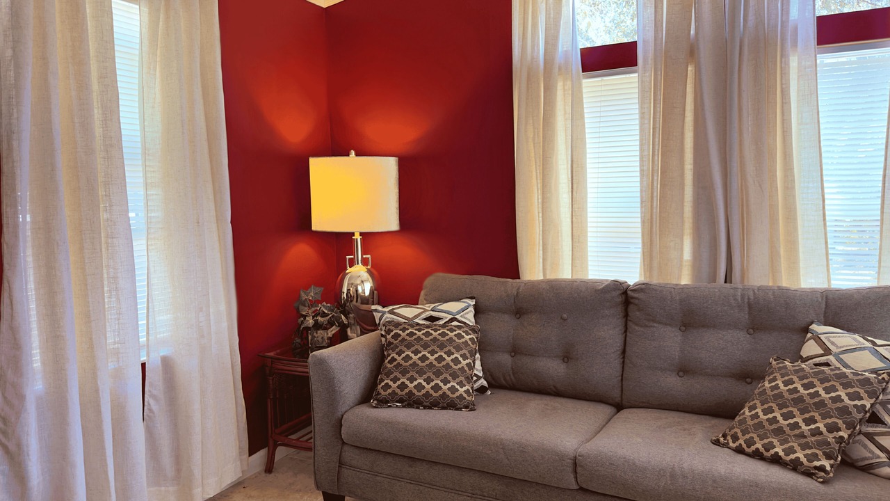 Photo of Livingroom in Seffner Community Alliance
