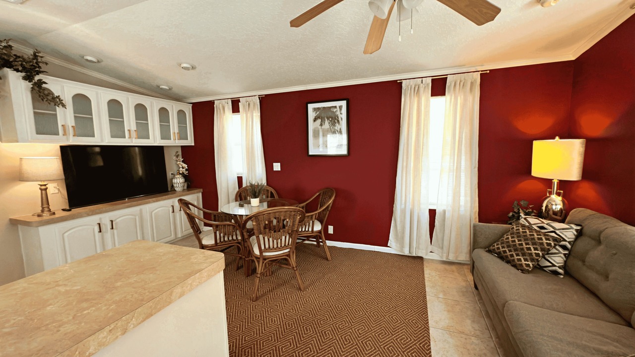 Photo of Livingroom in Seffner Community Alliance
