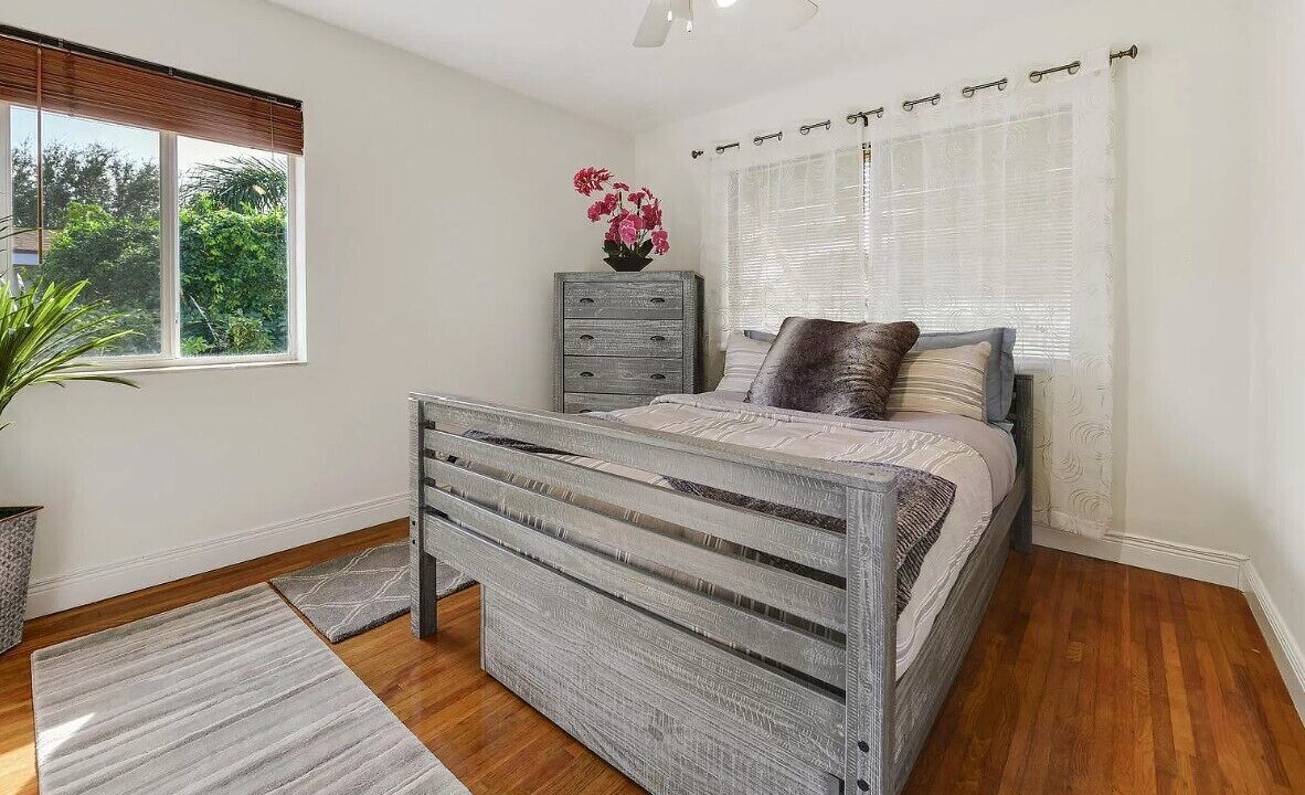 Photo of Bedroom in The Cove