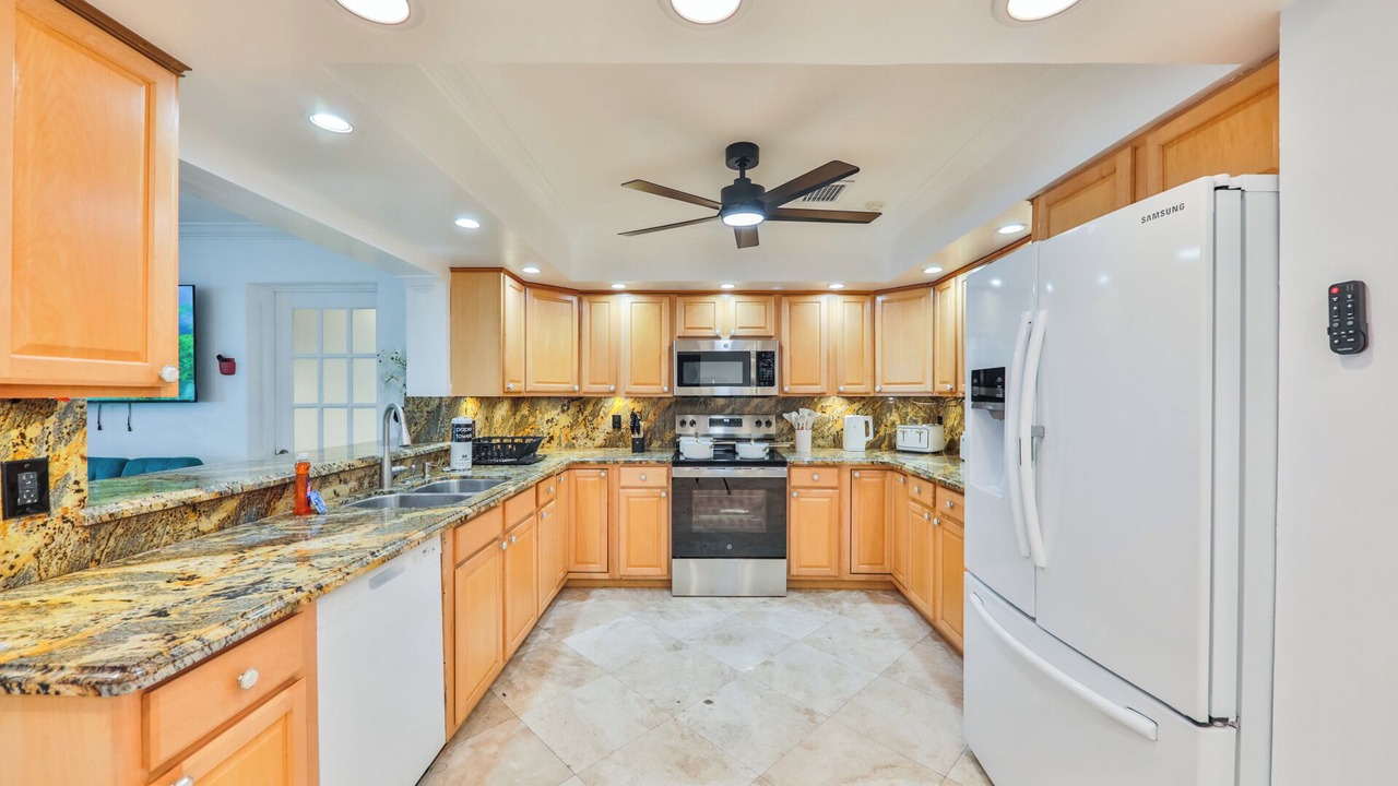 Photo of Kitchen in Hollywood Hills
