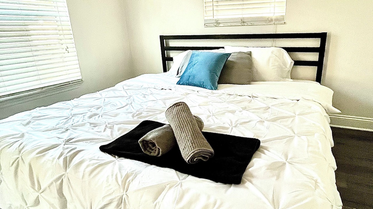 Photo of Bedroom in North Hyde Park
