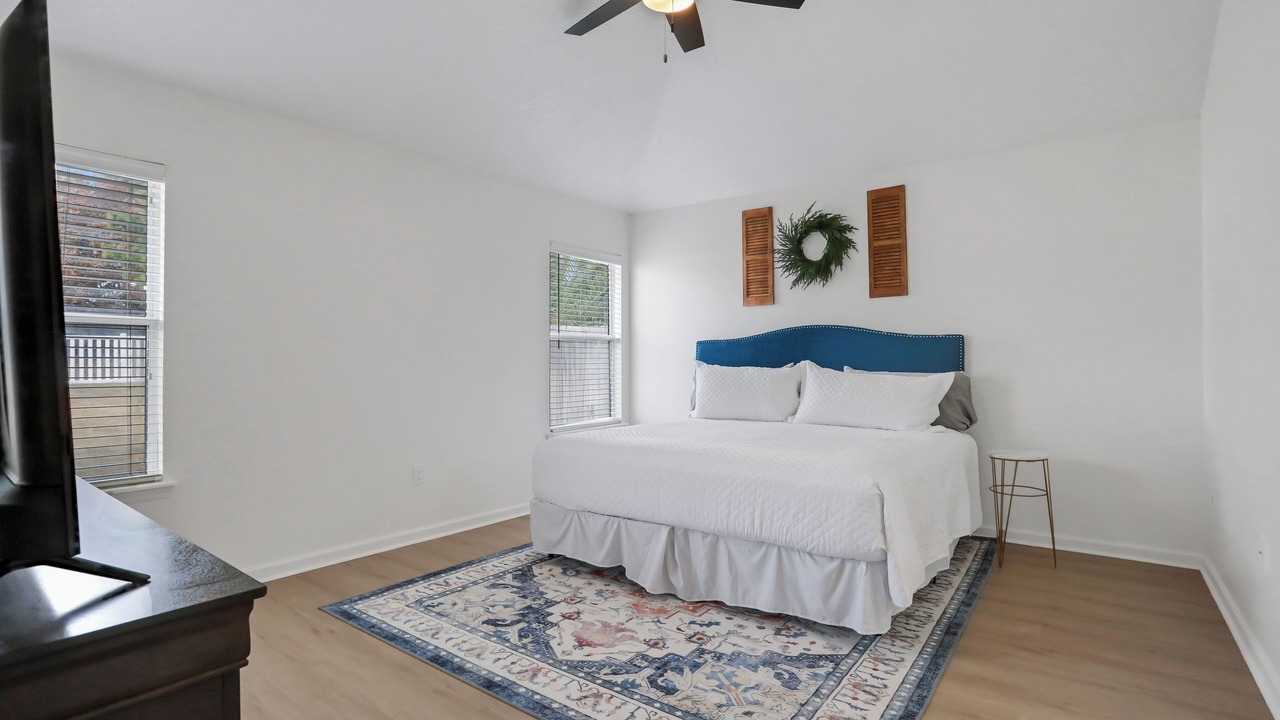 Photo of Bedroom in Doctors Inlet