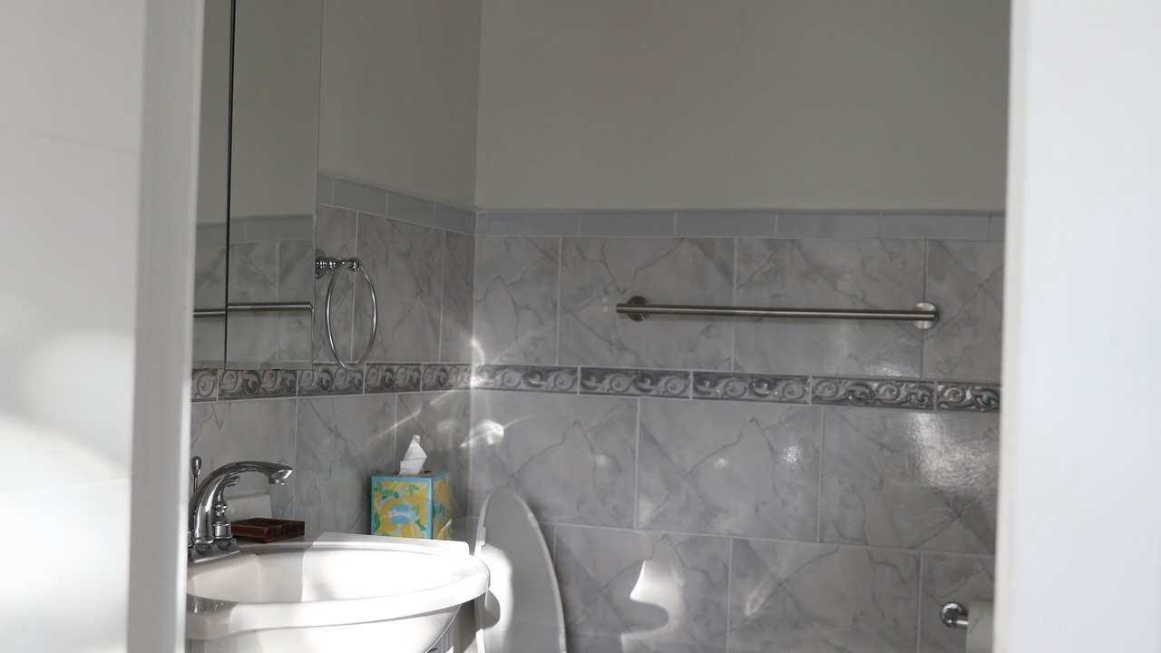 Photo of Bathroom in Surfside