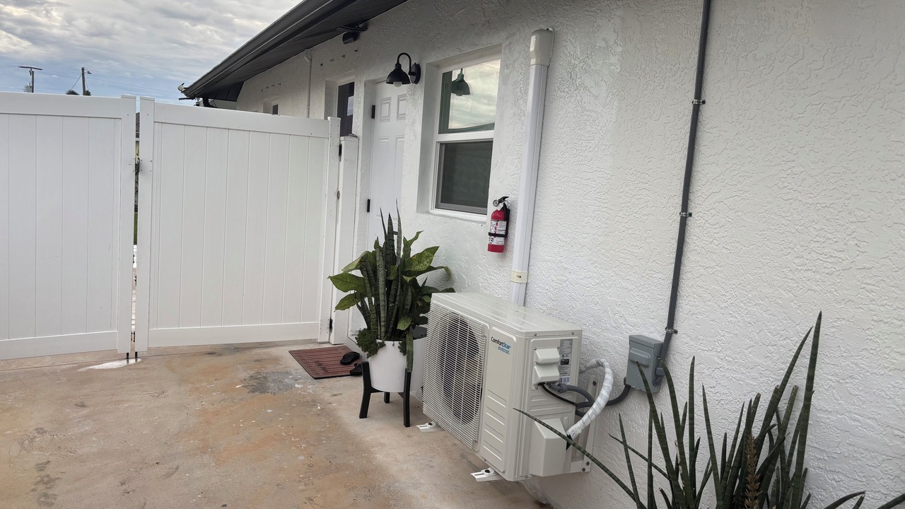 Photo of Outdoor in Pelican