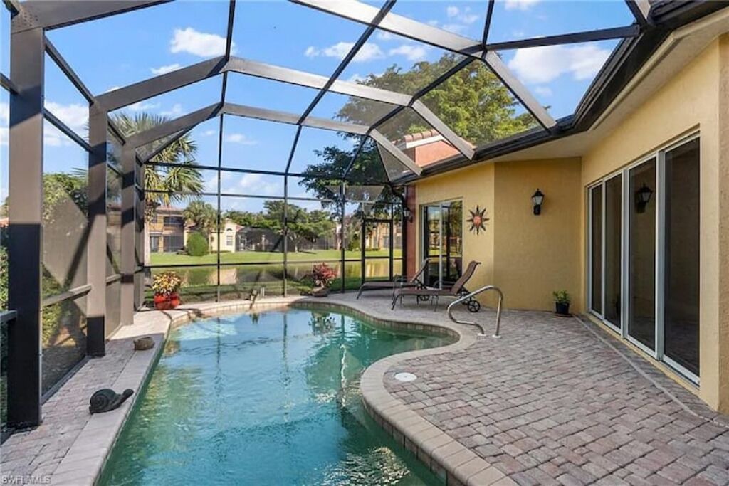 Photo of Outdoor in Estero