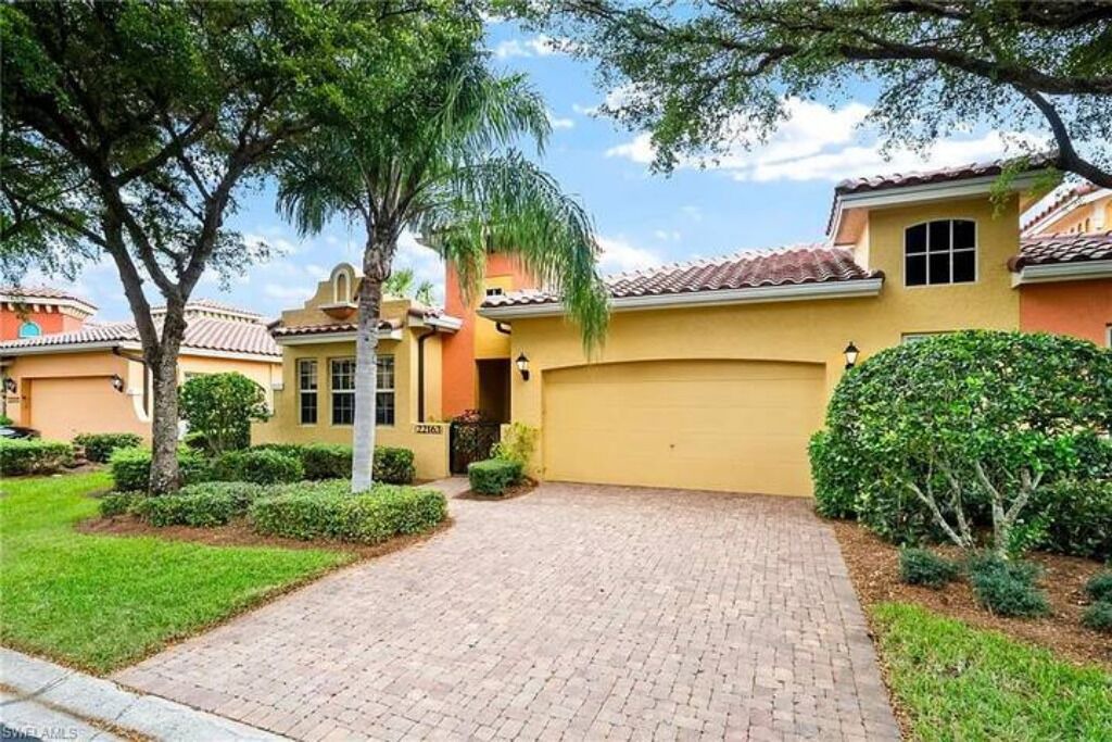 Photo of Outdoor in Estero