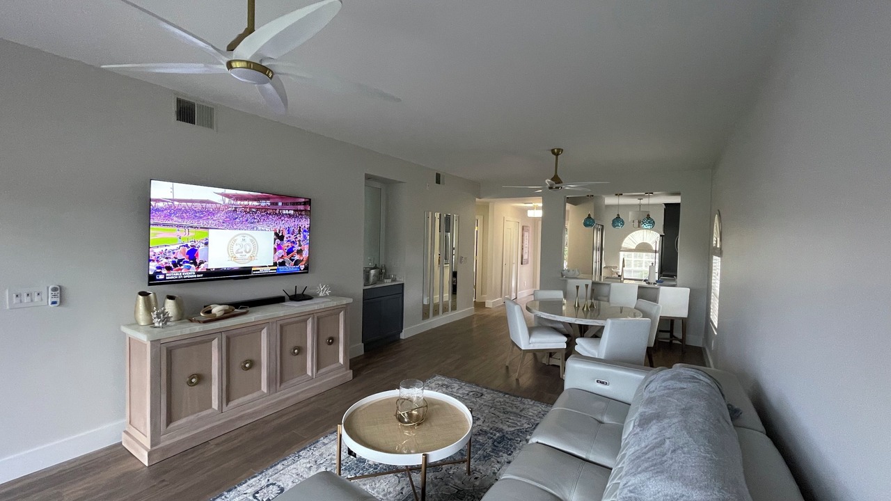 Photo of Livingroom in Lely Golf Estates