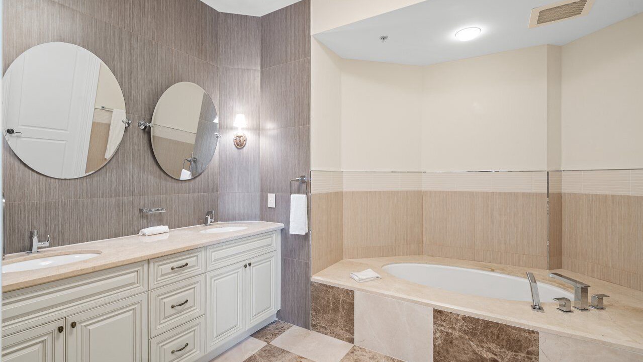 Photo of Bathroom in Jupiter