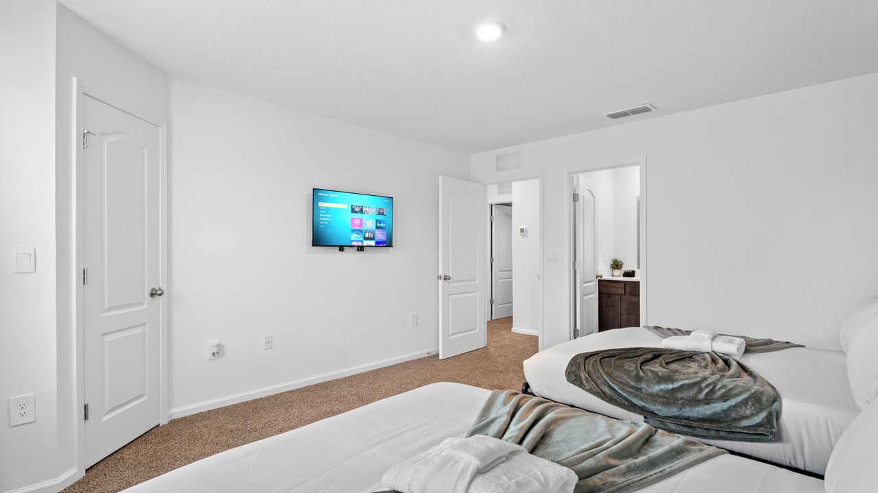 Photo of Bedroom in Baymeadows