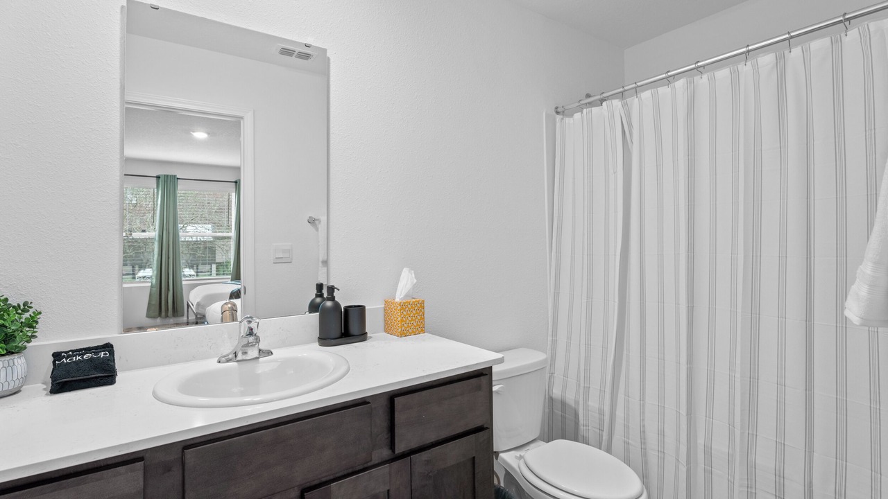 Photo of Bathroom in Baymeadows