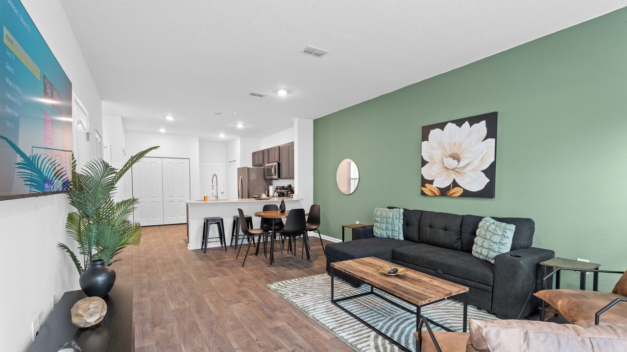 Photo of Livingroom in Baymeadows